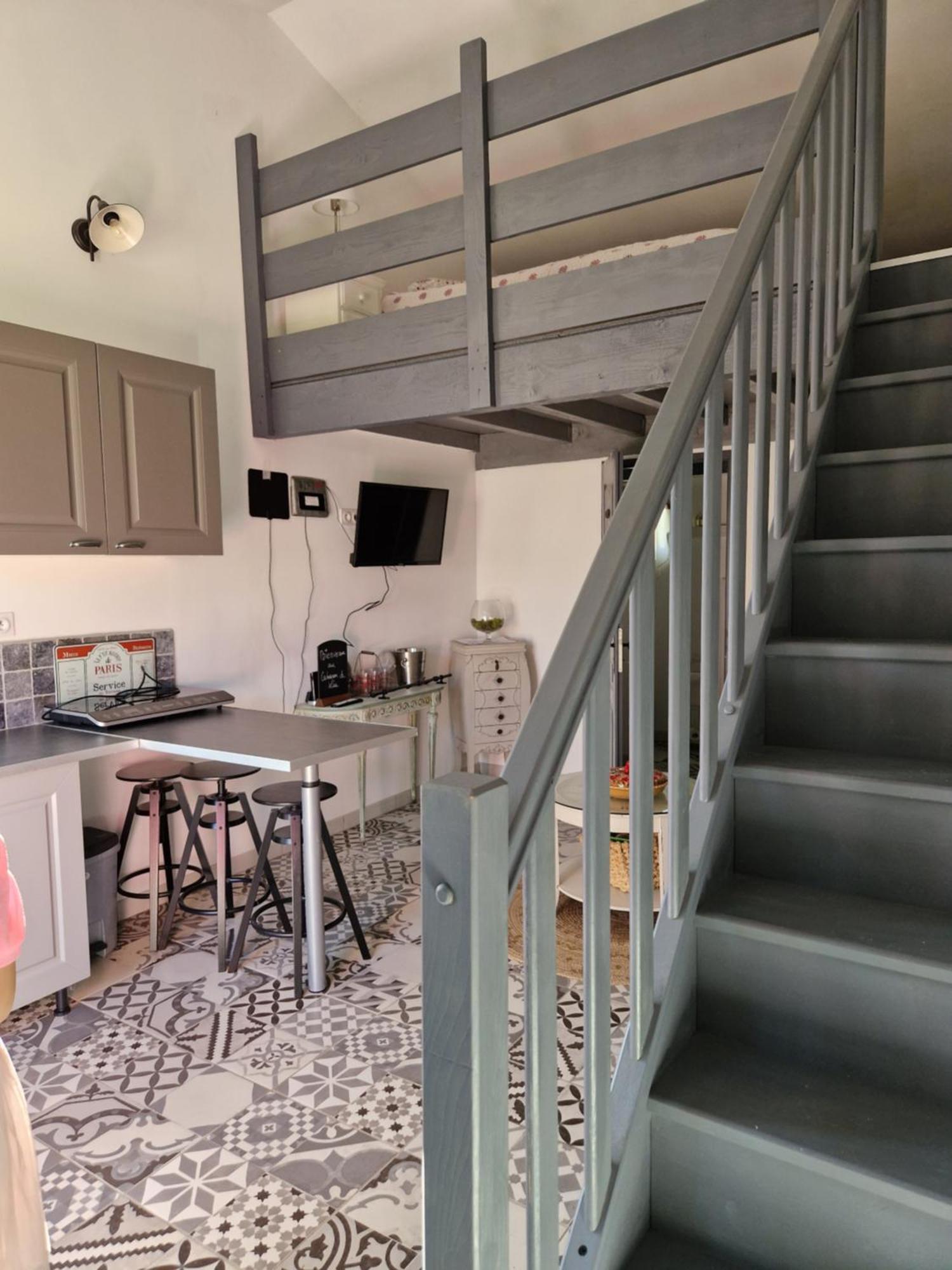 Le Cabanon De Lea Apartamento Tavel Exterior foto